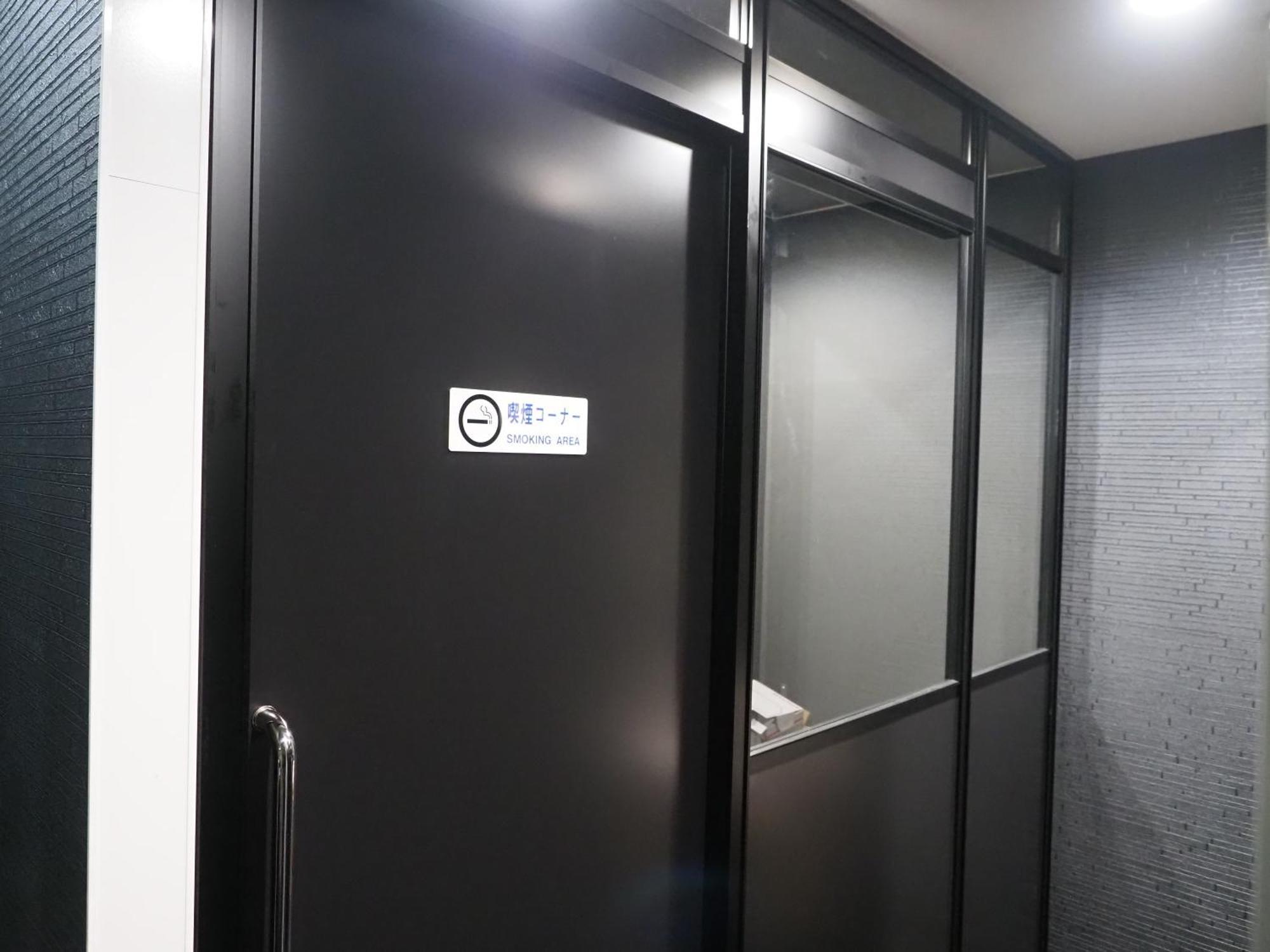 Capsule Hotel Block Room Tokyo Bagian luar foto