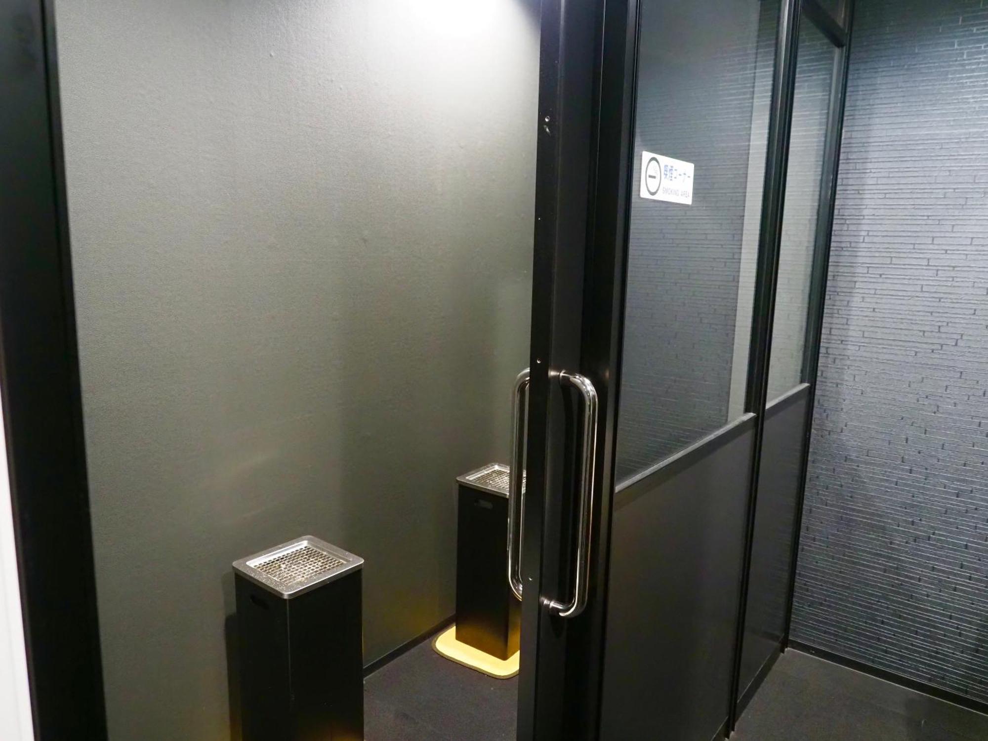 Capsule Hotel Block Room Tokyo Bagian luar foto
